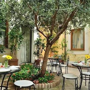 בית הארחה Le Clarisse Trastevere, רומא