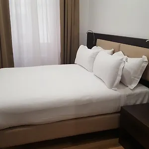 Finestra Su Monti Ρώμη
