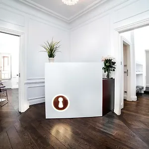 Konukevi Youroom Carrozze, Roma